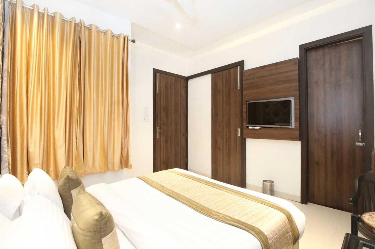 Hotel O Grand Star Amritsar Exterior foto