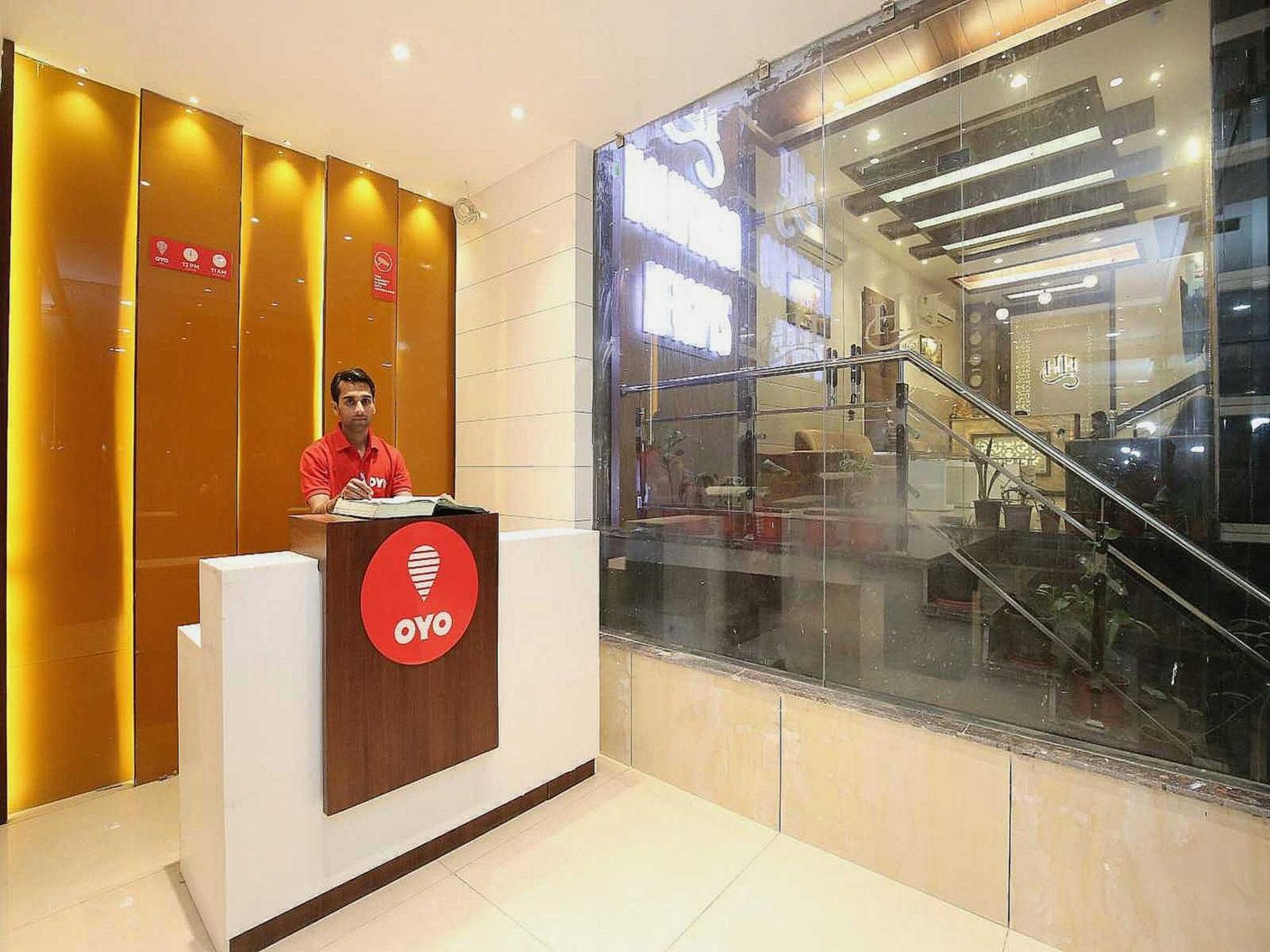 Hotel O Grand Star Amritsar Exterior foto
